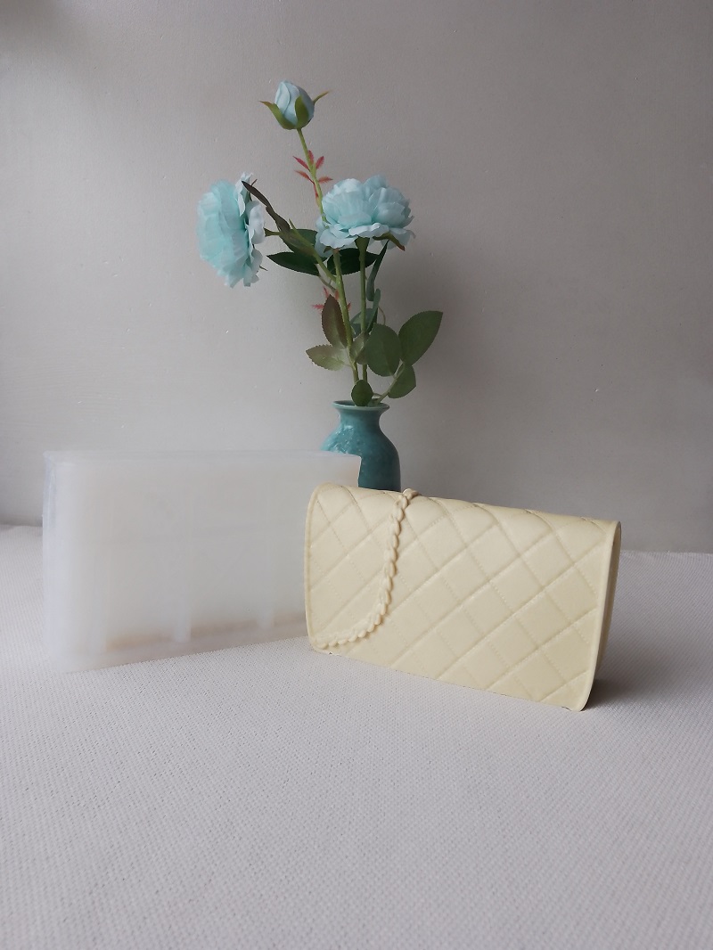 Large Size Luxury Handbag Circ - đánh giá và giá Candle Sachet